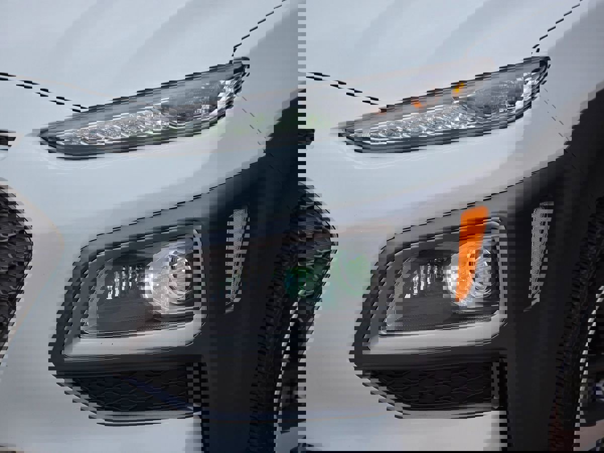 Used 2019 Hyundai Kona Limited image 8