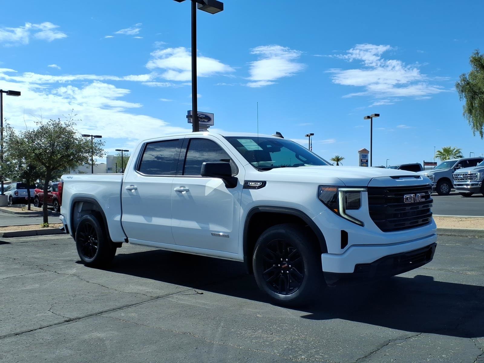 Used 2022 GMC Sierra 1500 Elevation w/ Max Trailering Package AWD/4WD image 7