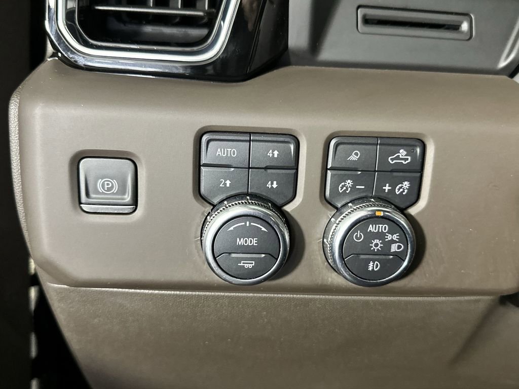Used 2022 GMC Sierra 1500 Denali AWD/4WD image 21