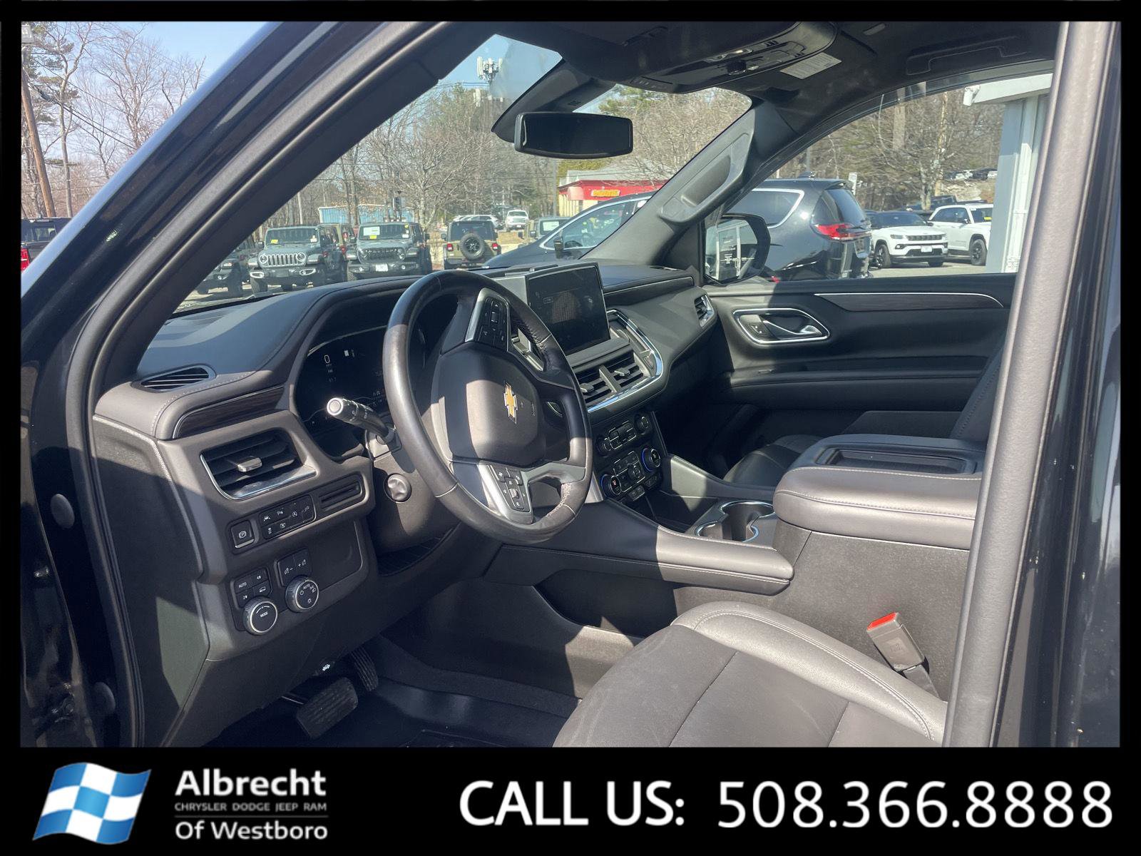 Used 2022 Chevrolet Tahoe LT w/ Luxury Package image 9