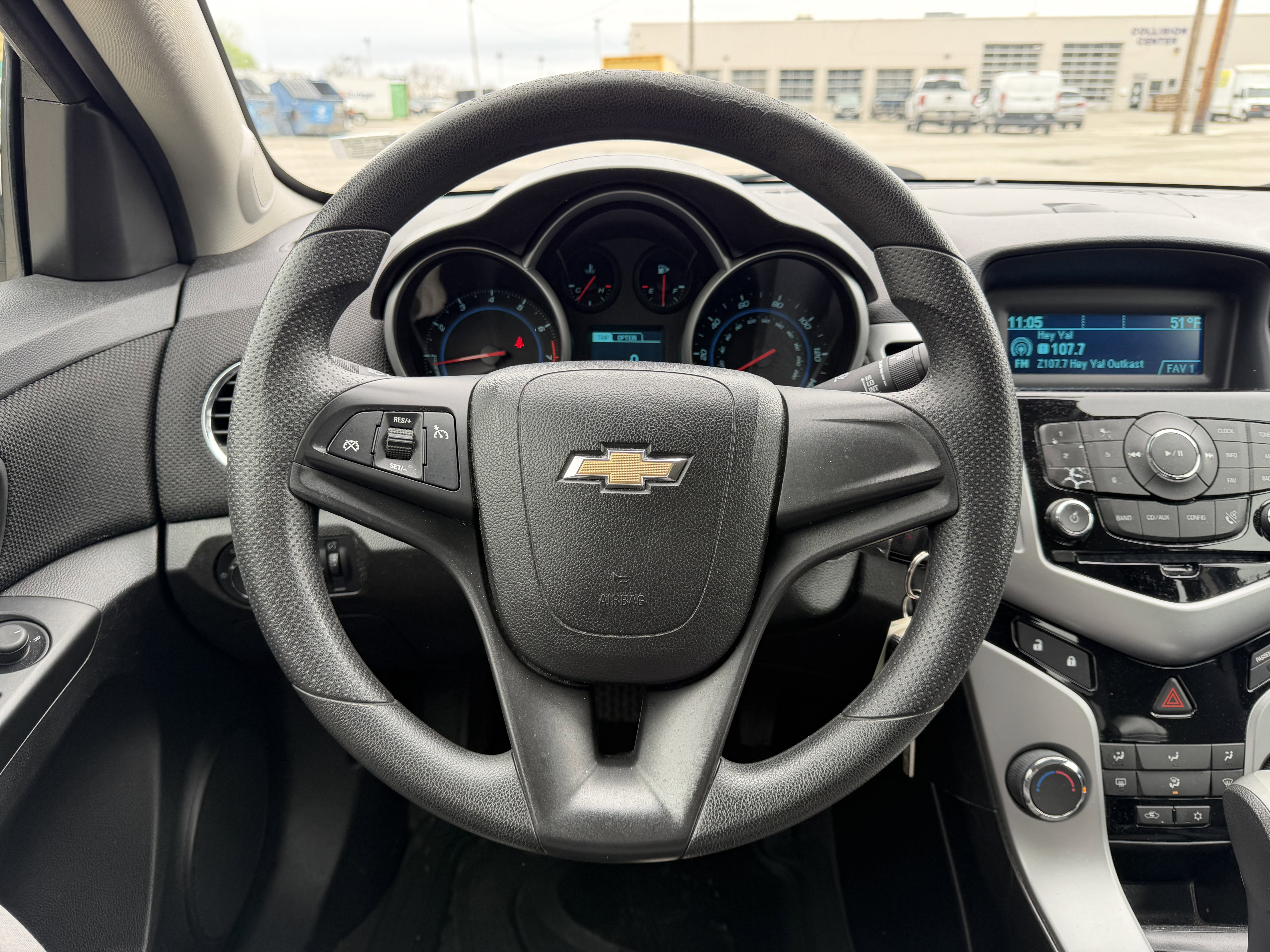 Used 2013 Chevrolet Cruze LT image 14