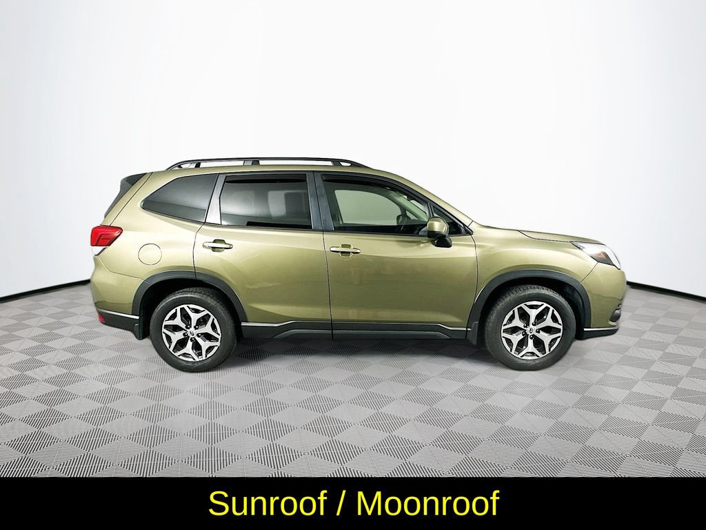 Used 2024 Subaru Forester Premium AWD/4WD image 11