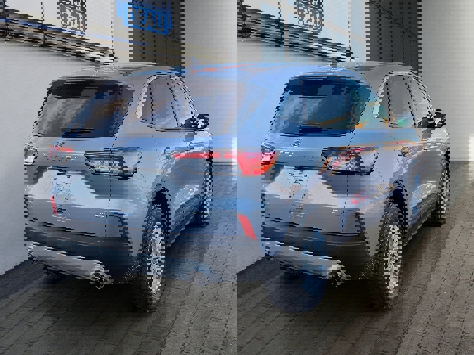 Certified 2022 Ford Escape SE w/ Cold Weather Package image 3