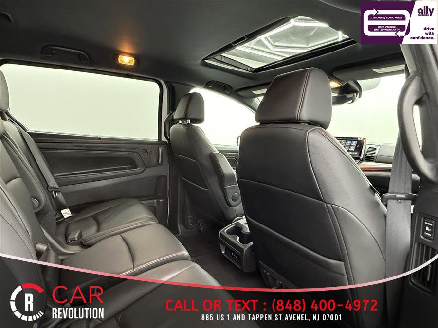 Used 2025 Honda Odyssey Sport-L image 40