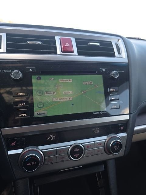 Used 2017 Subaru Outback 3.6R Limited image 11