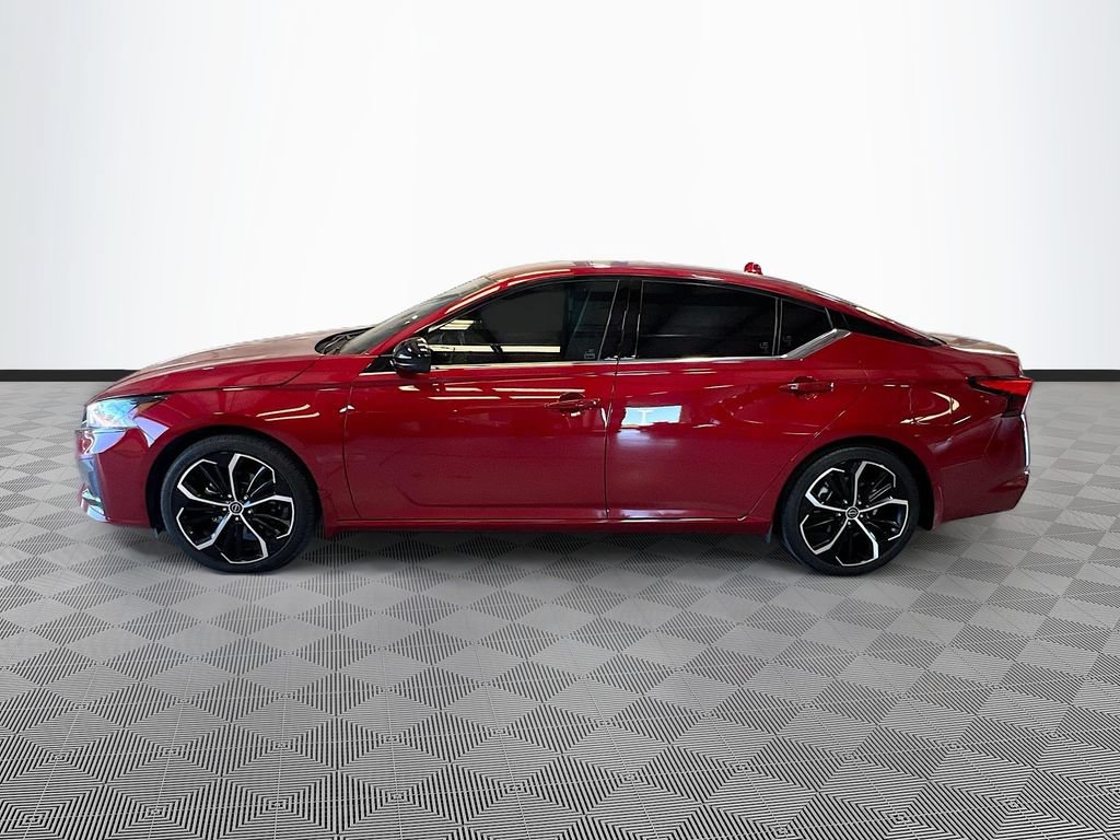 Used 2023 Nissan Altima 2.5 SR FWD image 4