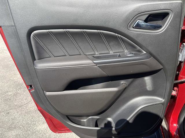 Used 2022 GMC Canyon Denali image 11