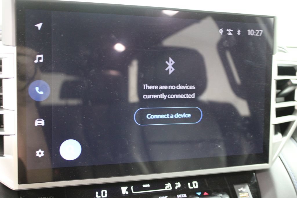Used 2025 Toyota Sequoia Platinum w/ Tow Technology Package AWD/4WD image 32
