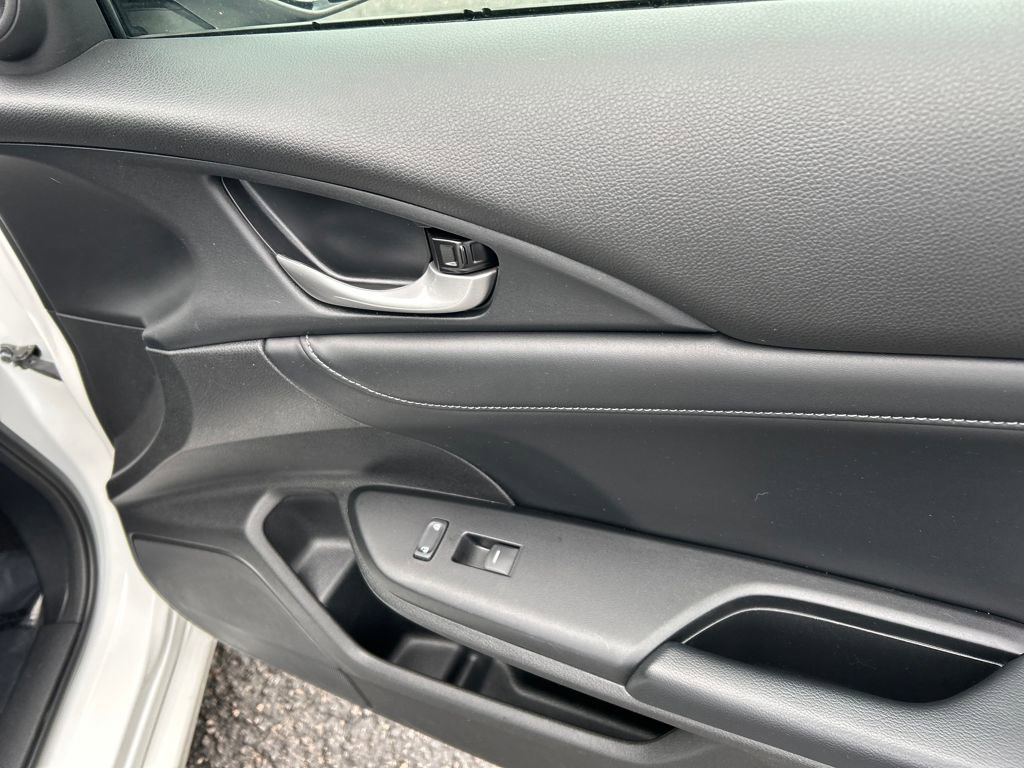 Used 2019 Honda Insight Touring image 26