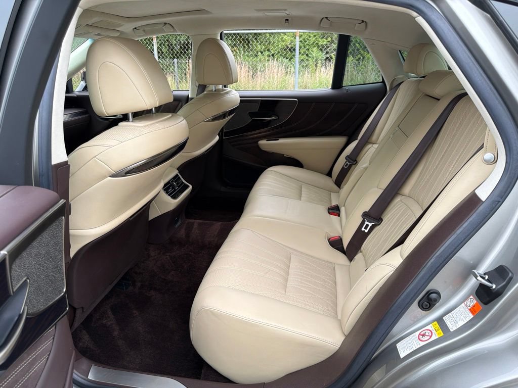 Used 2019 Lexus LS 500 w/ Interior Upgrade Package RWD image 20
