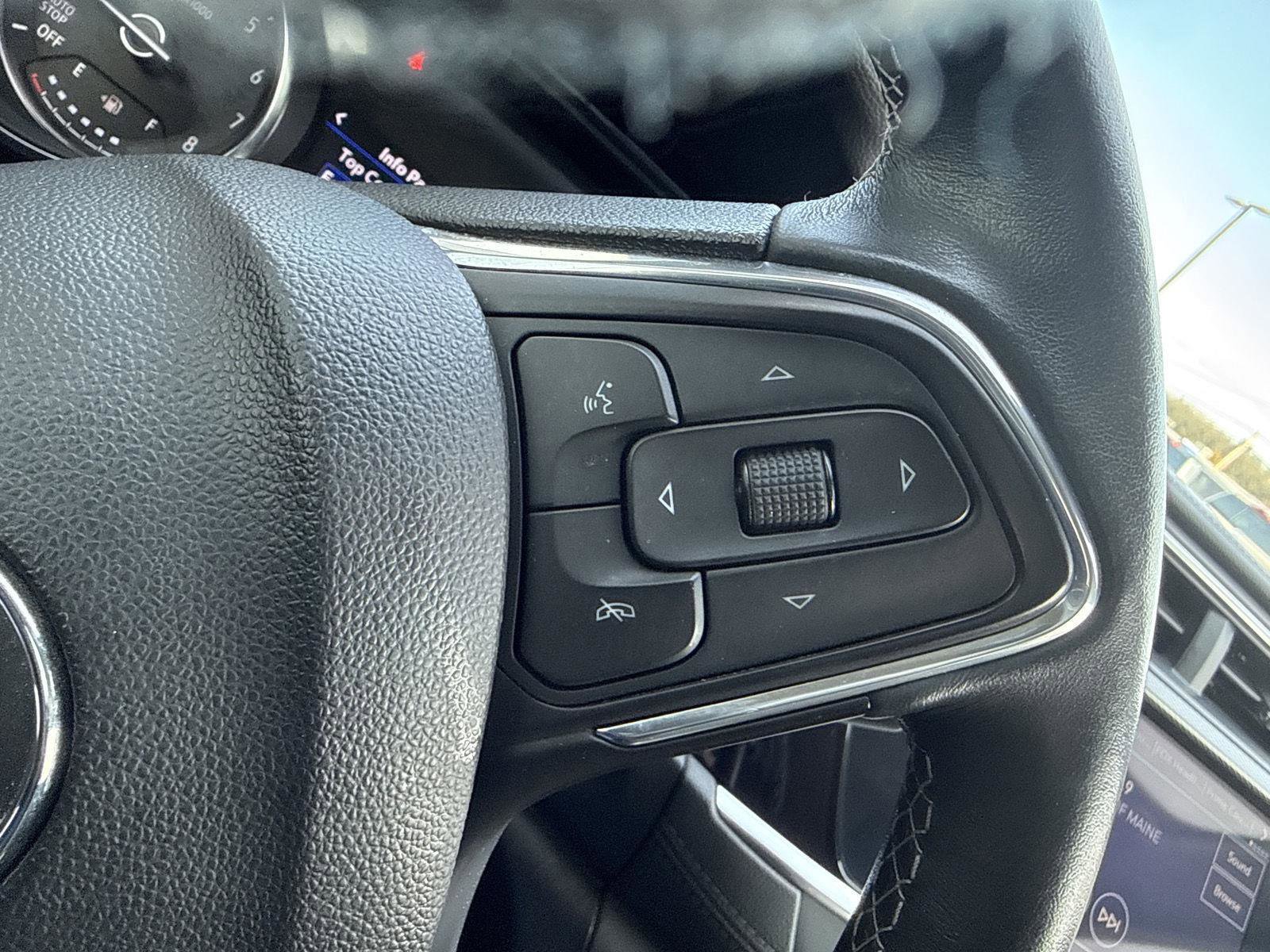 Used 2023 Buick Encore GX Select w/ Sport Touring Package image 18