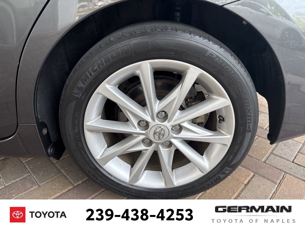 Used 2013 Toyota Prius V Five FWD image 12