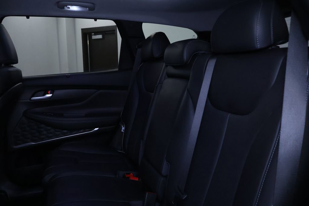 Used 2022 Hyundai Santa Fe Limited image 16