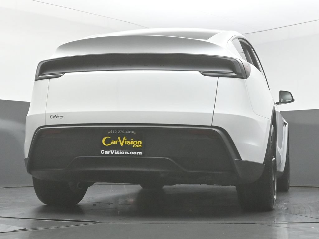 Used 2026 Tesla Model Y AWD image 45