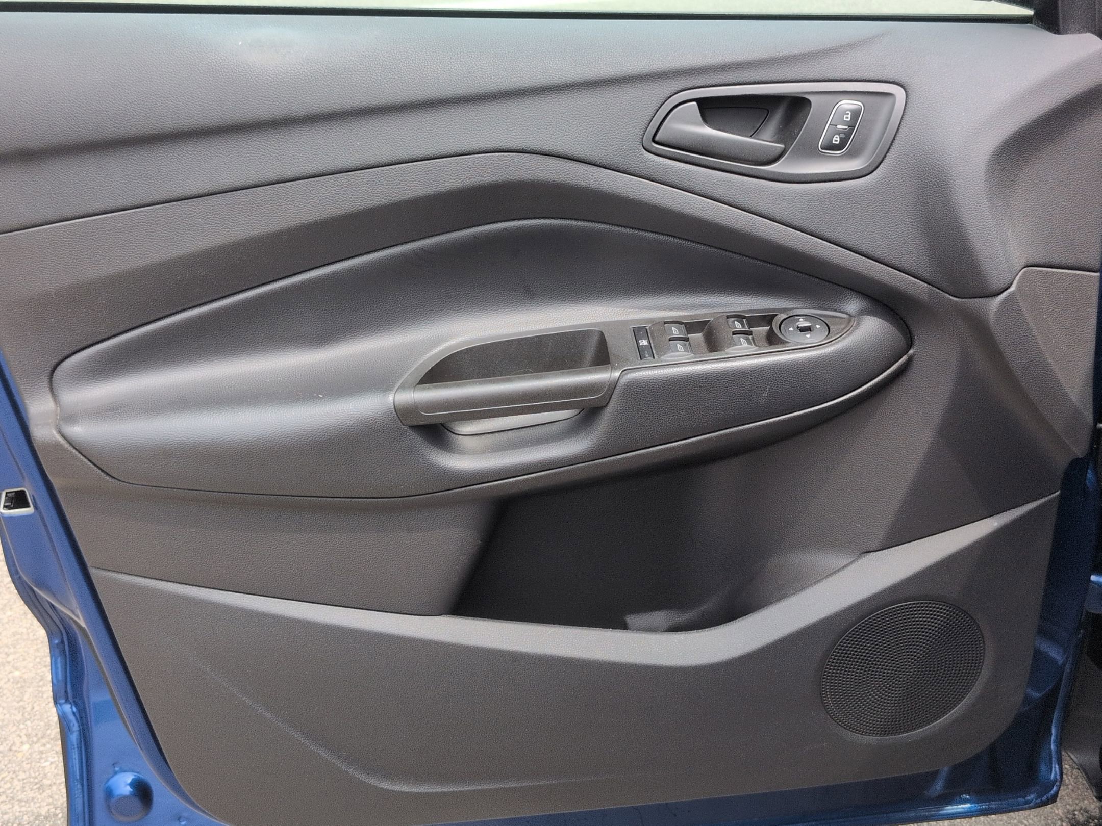 Certified 2019 Ford Escape S FWD image 13