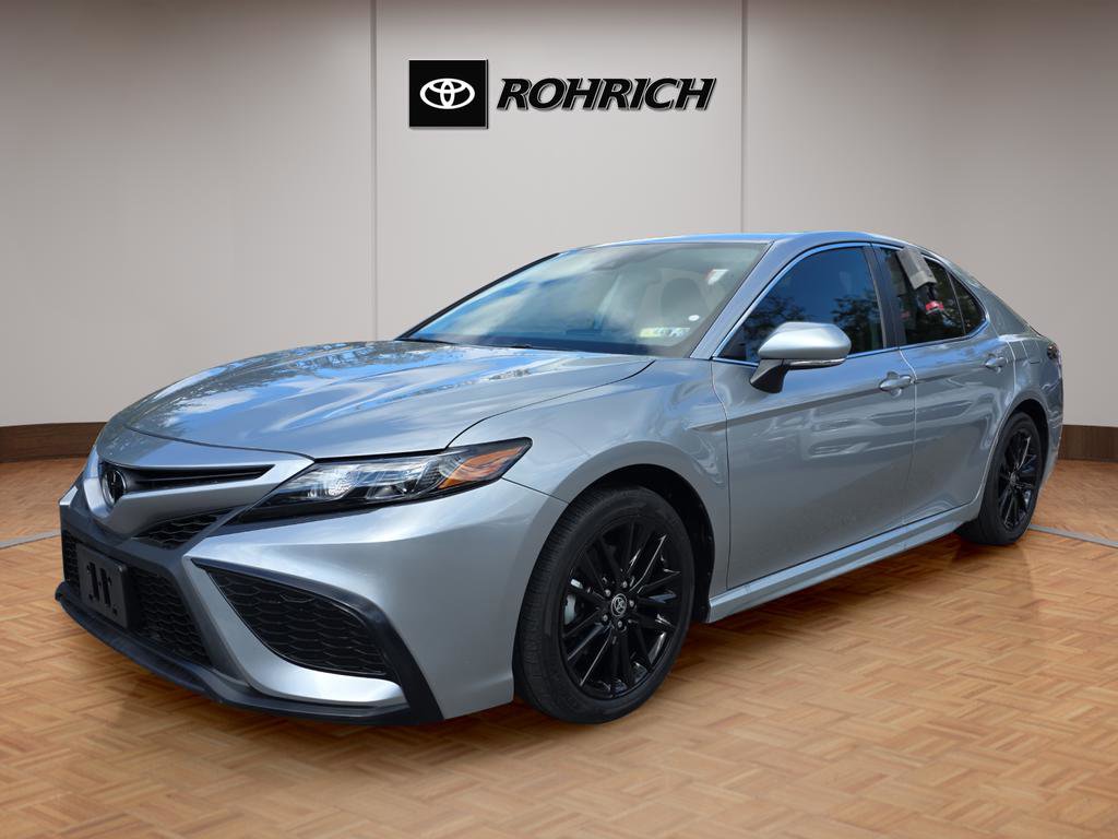 Used 2023 Toyota Camry SE