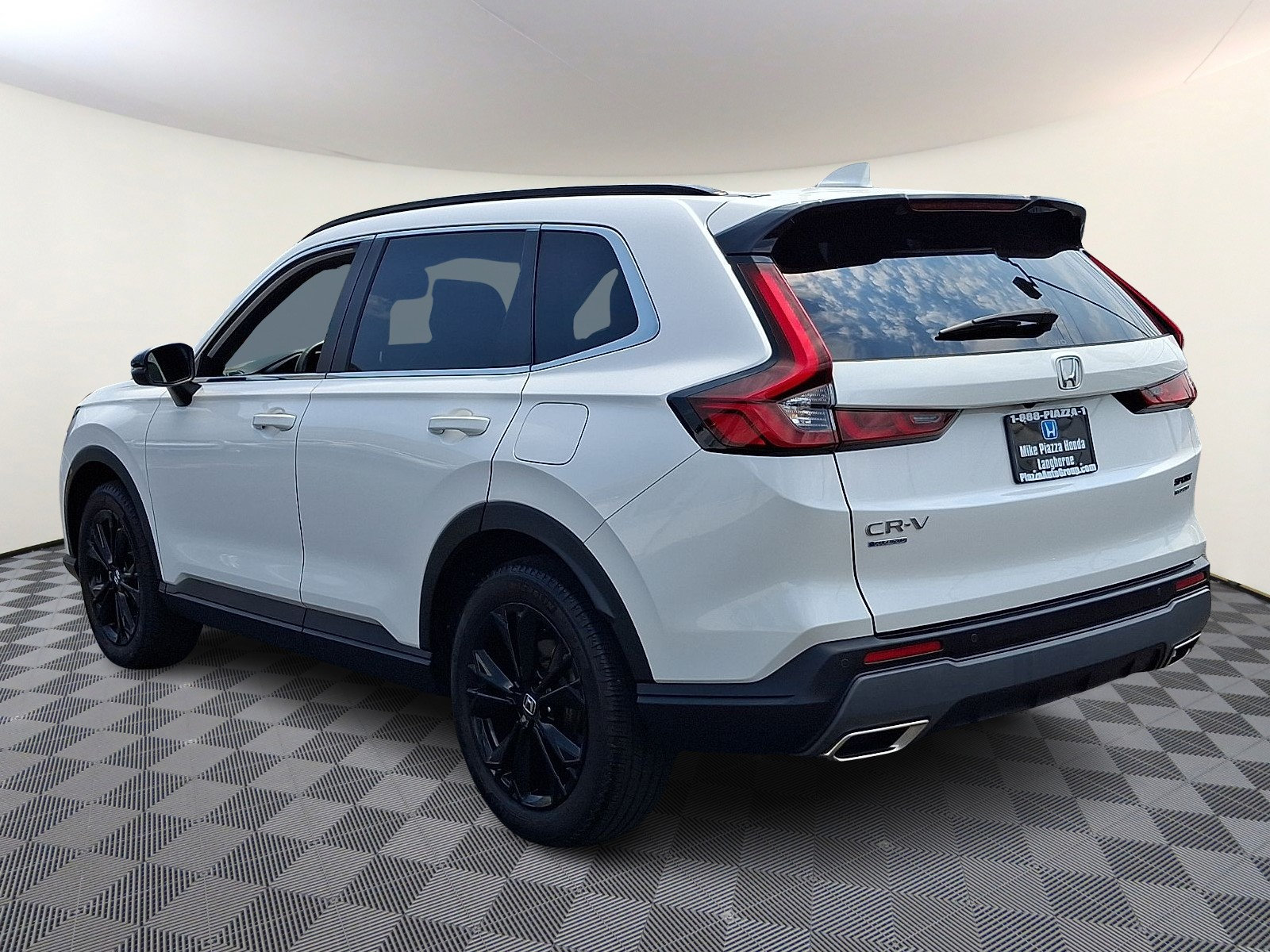 Used 2025 Honda CR-V Sport Touring image 5