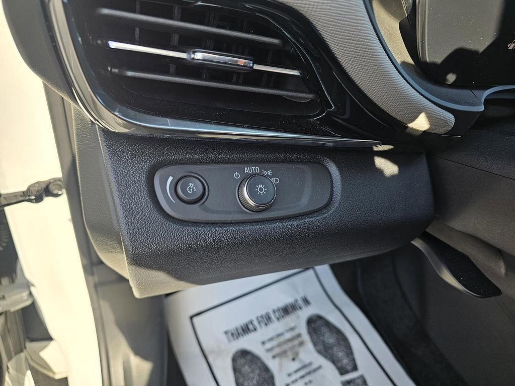 Used 2025 Buick Envista Avenir image 13