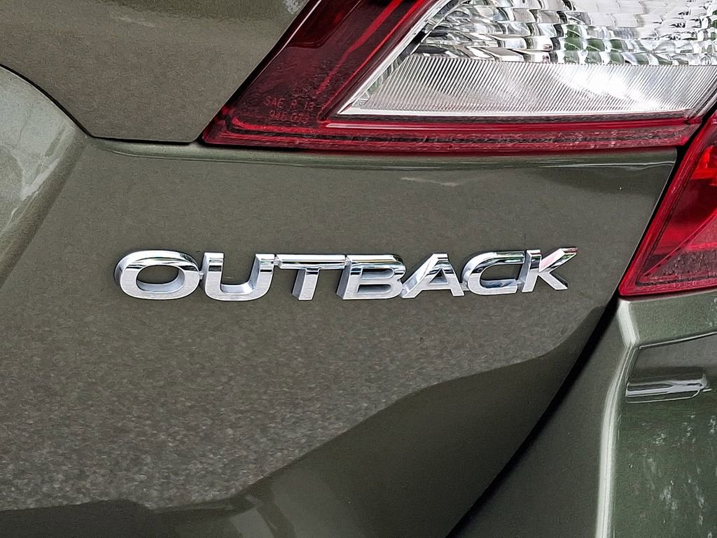 Used 2019 Subaru Outback 2.5i Limited AWD/4WD image 32