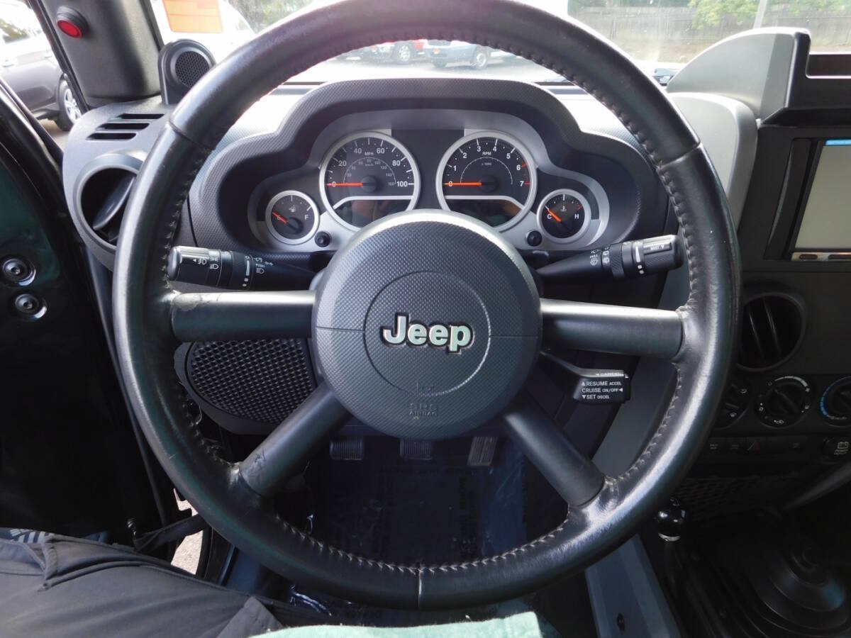 Used 2007 Jeep Wrangler Rubicon AWD/4WD image 10