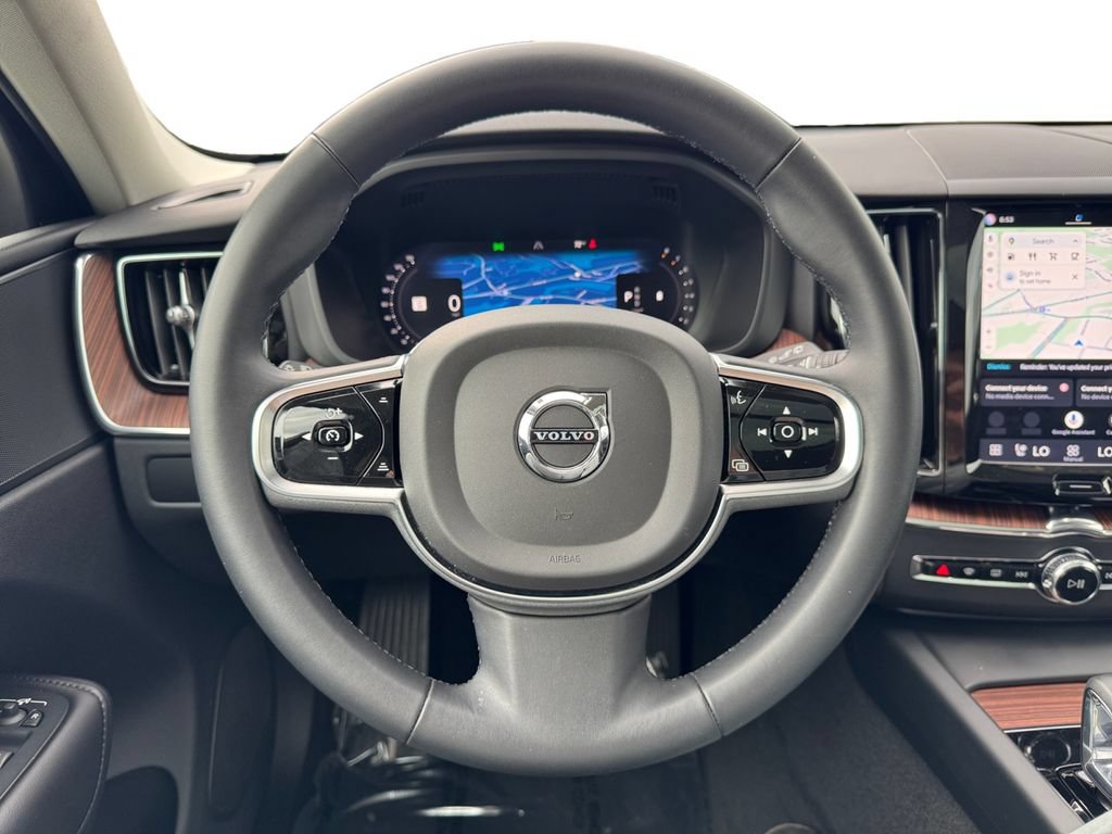 Certified 2024 Volvo XC60 B5 Plus w/ Climate Package AWD/4WD image 14