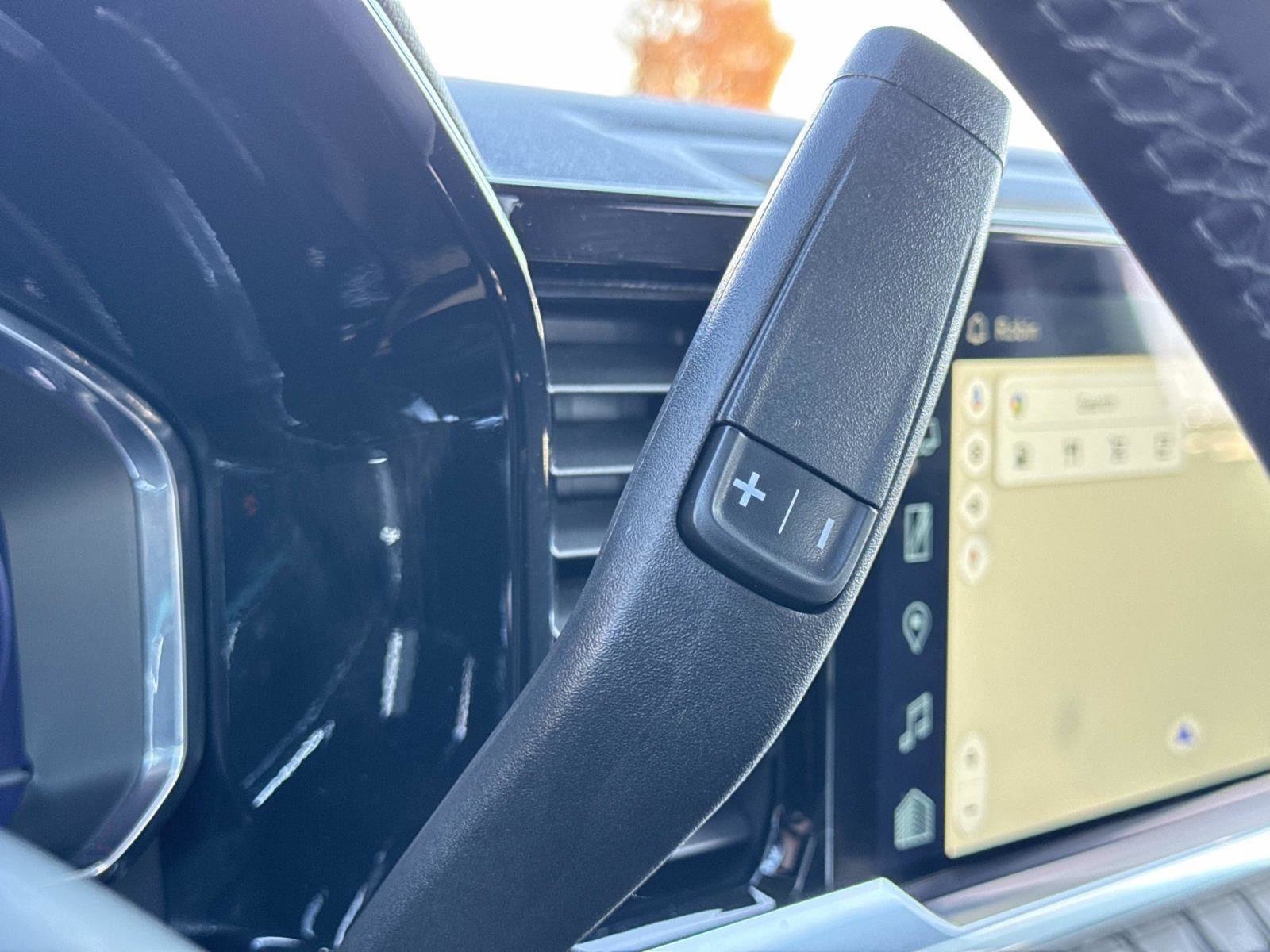 Used 2024 Chevrolet Silverado 1500 LT image 9