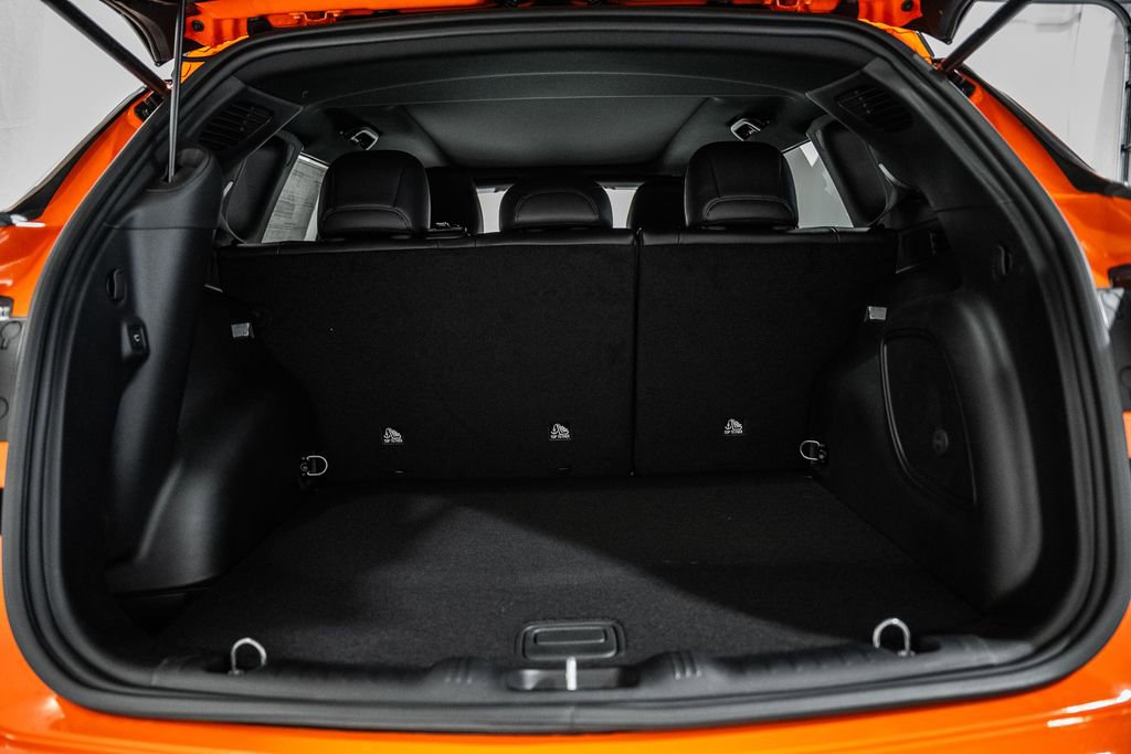 New 2026 Jeep Compass Limited w/ Sun, Sound & Navigation Group image 10