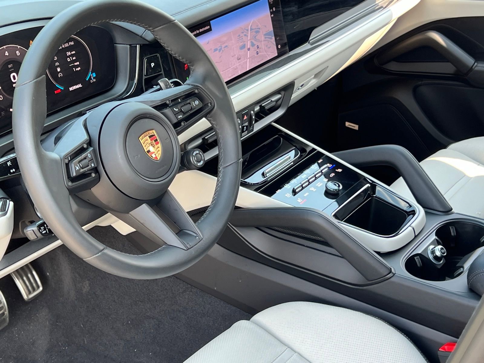 New 2025 Porsche Cayenne S image 4