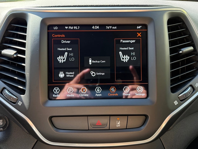 Used 2022 Jeep Cherokee Latitude Lux w/ Sun & Sound Group image 22