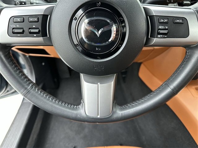 Used 2006 MAZDA MX-5 Miata Grand Touring image 14