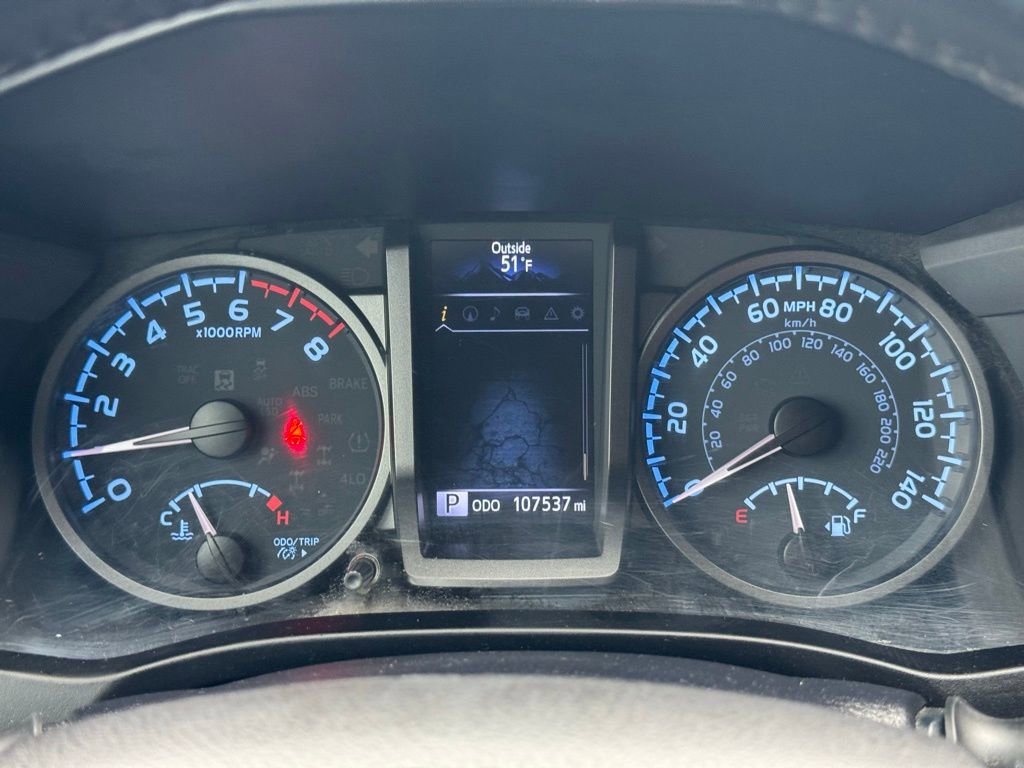 Used 2021 Toyota Tacoma TRD Off-Road w/ Technology Package image 2