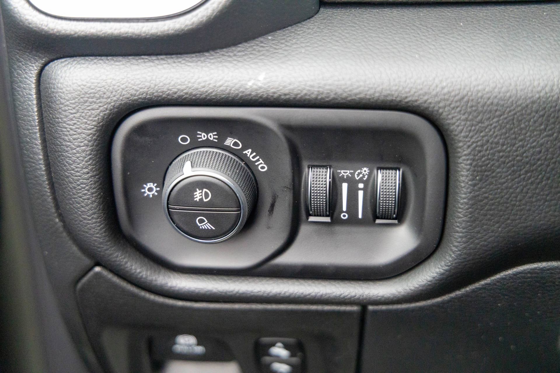 New 2026 RAM 1500 Big Horn AWD/4WD image 29