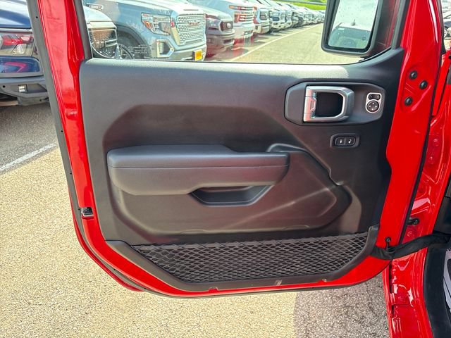 Used 2024 Jeep Wrangler Unlimited Sport AWD/4WD image 7