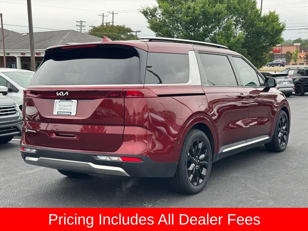 Used 2024 Kia Carnival SX FWD image 3
