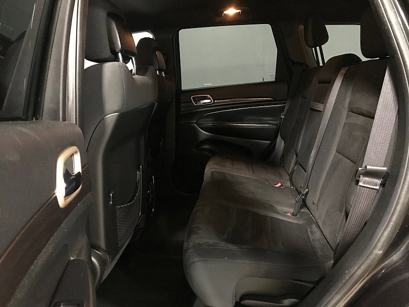 Used 2014 Jeep Grand Cherokee Laredo w/ 18" Wheel & 8.4" Radio Group AWD/4WD image 20