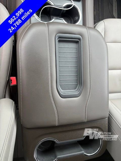 Used 2024 Chevrolet Tahoe Z71 w/ Luxury Package AWD/4WD image 21