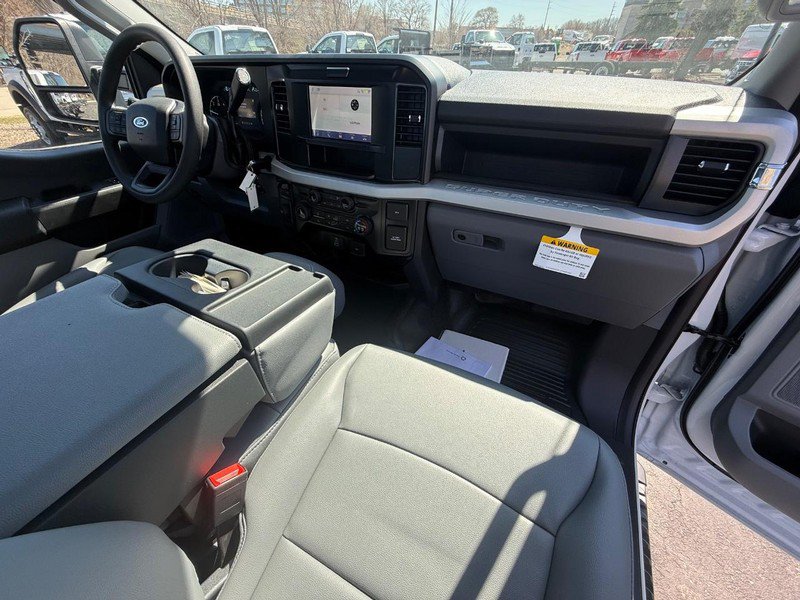 New 2026 Ford F350 XL w/ XL Chrome Package RWD image 14