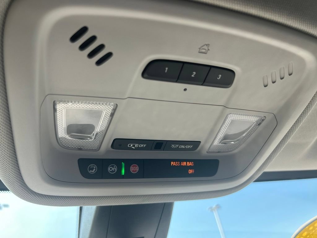 Used 2019 Chevrolet Traverse Premier AWD/4WD image 24