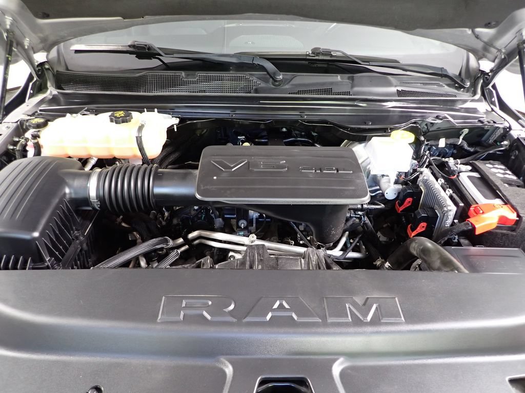 Used 2022 RAM 1500 Big Horn AWD/4WD image 40