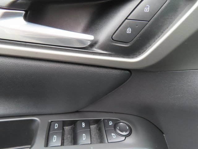 Used 2025 Chevrolet Traverse LT AWD/4WD image 11