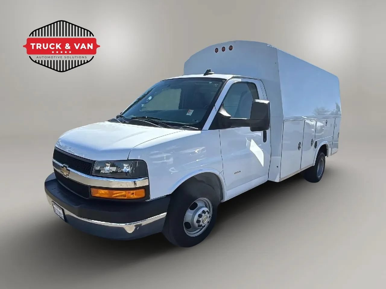 Used 2020 Chevrolet Express 3500 w/ Power Convenience Package RWD image 1