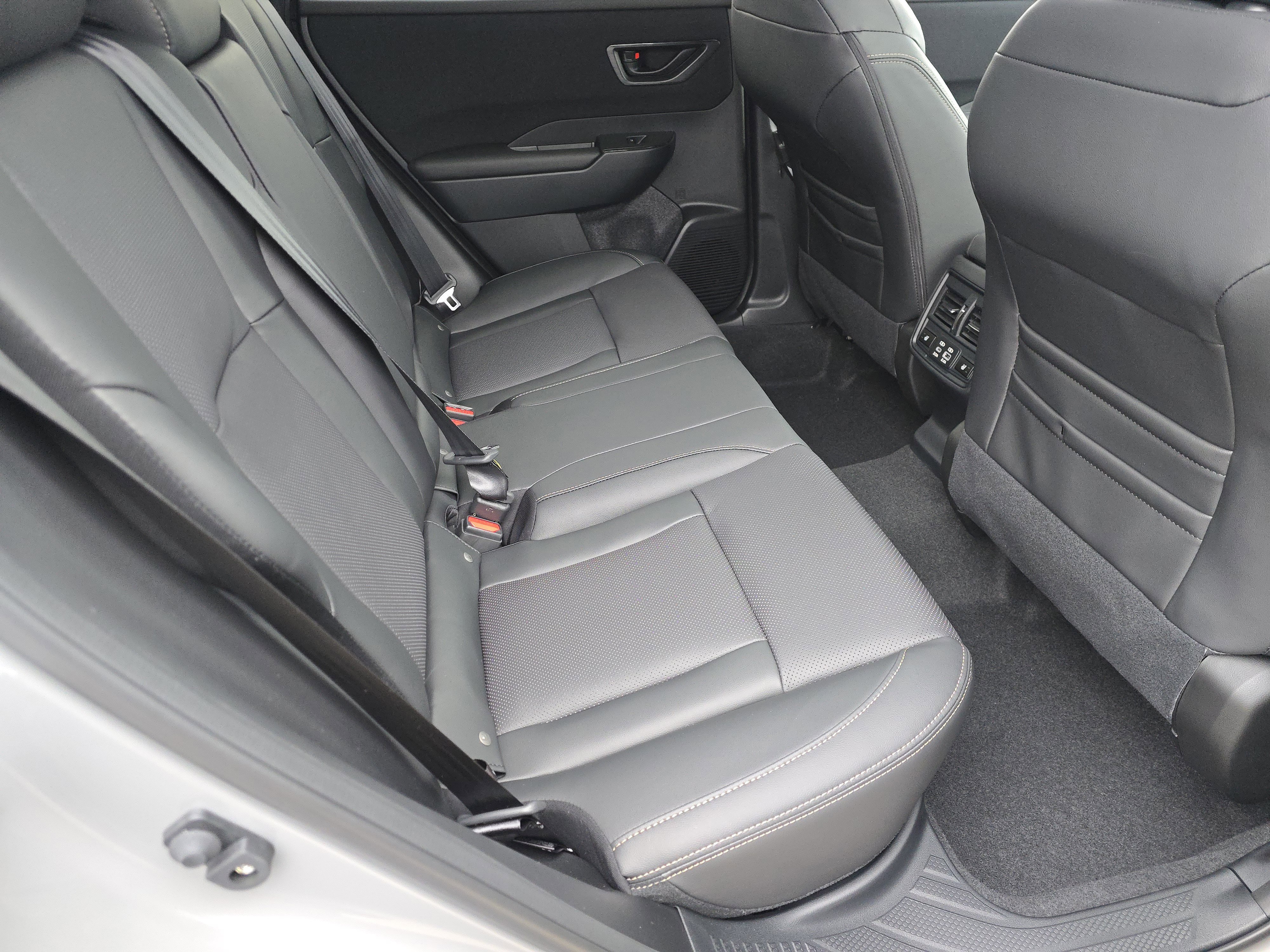 New 2026 Subaru Outback Limited image 17