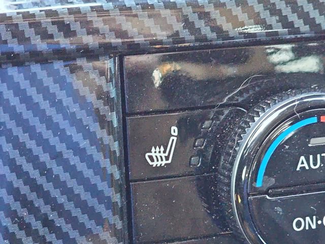 Certified 2022 Nissan Pathfinder SL w/ Lighting Package (N92) image 18