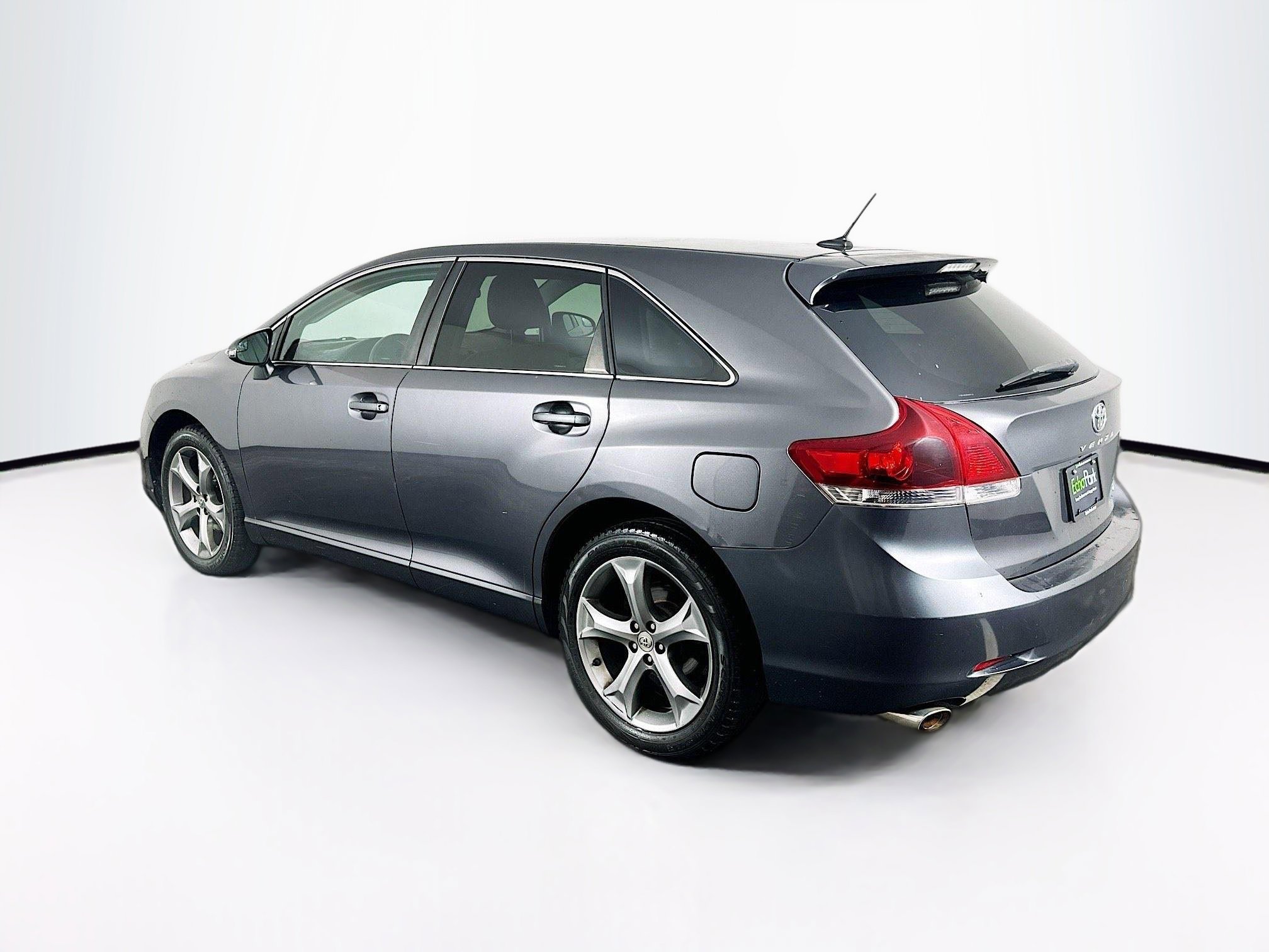 Used 2014 Toyota Venza LE w/ LE Convenience Package FWD image 5