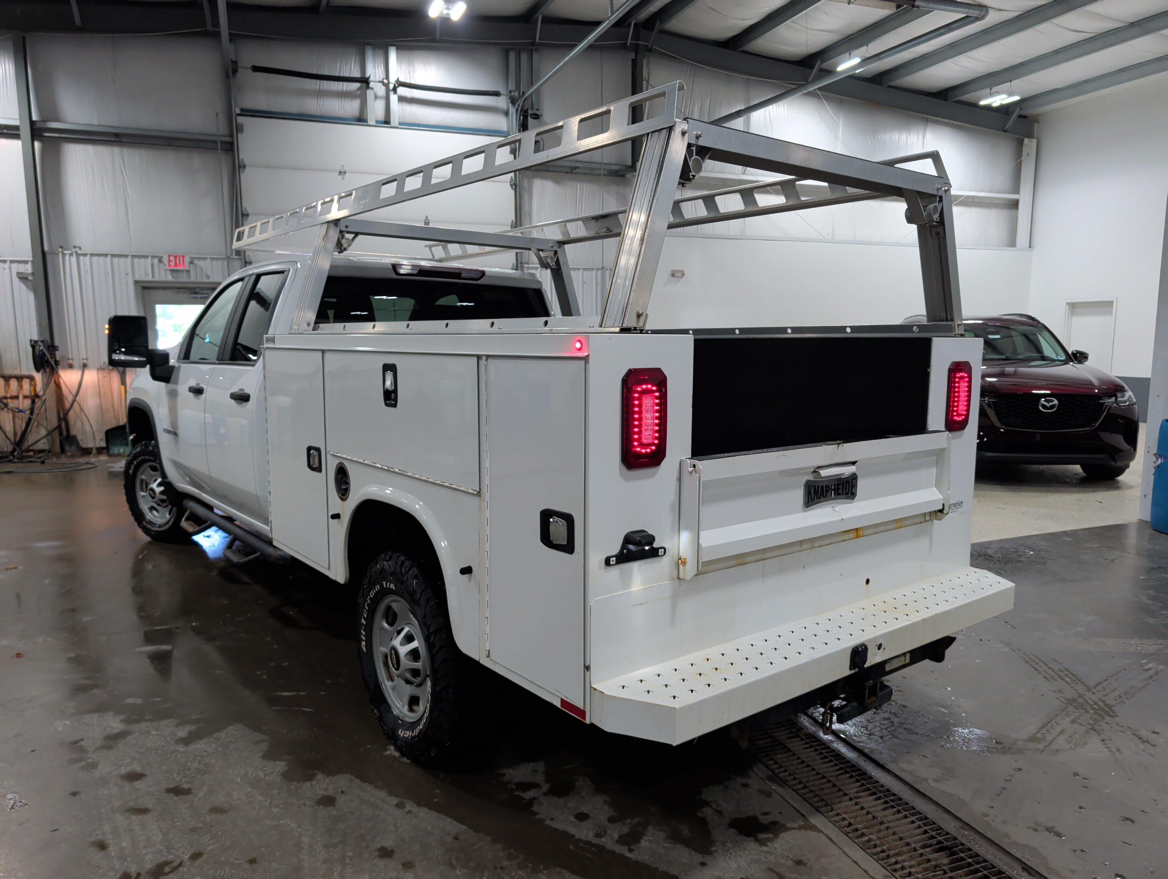 Used 2021 Chevrolet Silverado 2500 W/T w/ WT Convenience Package AWD/4WD image 4