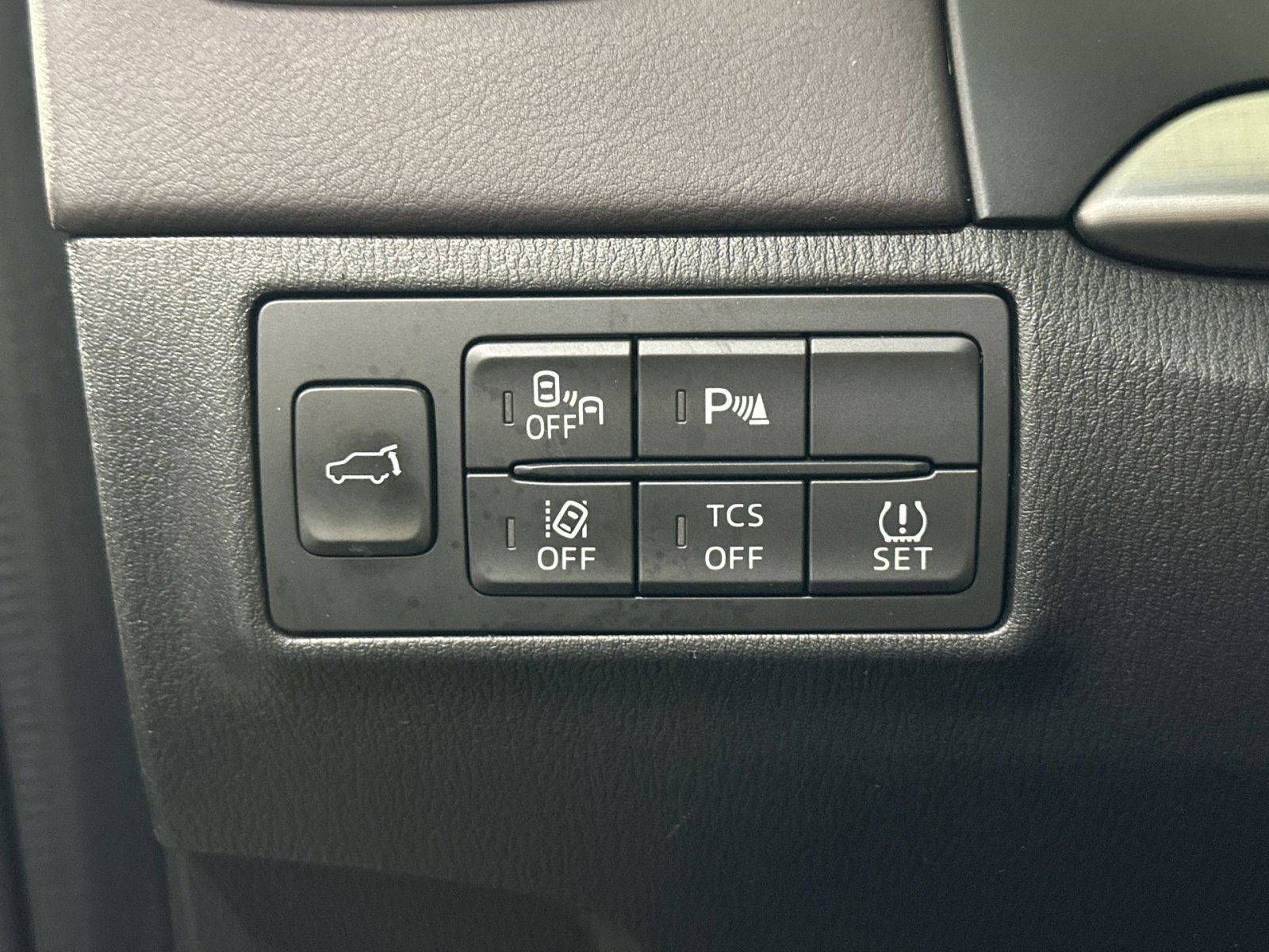 Used 2017 MAZDA CX-9 Grand Touring image 16