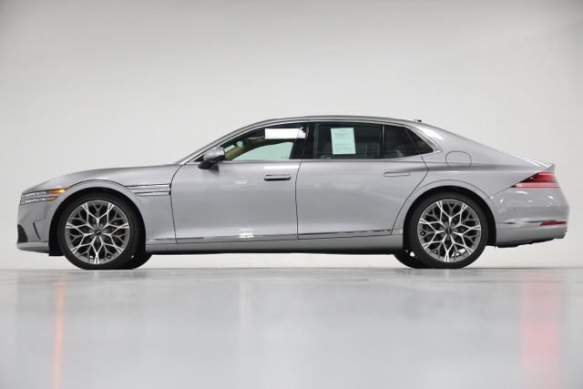 Used 2023 Genesis G90 3.5T AWD/4WD image 11