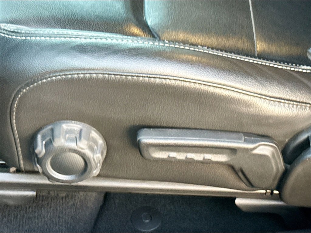 Used 2022 Jeep Wrangler Unlimited Sahara w/ Cold Weather Group image 35