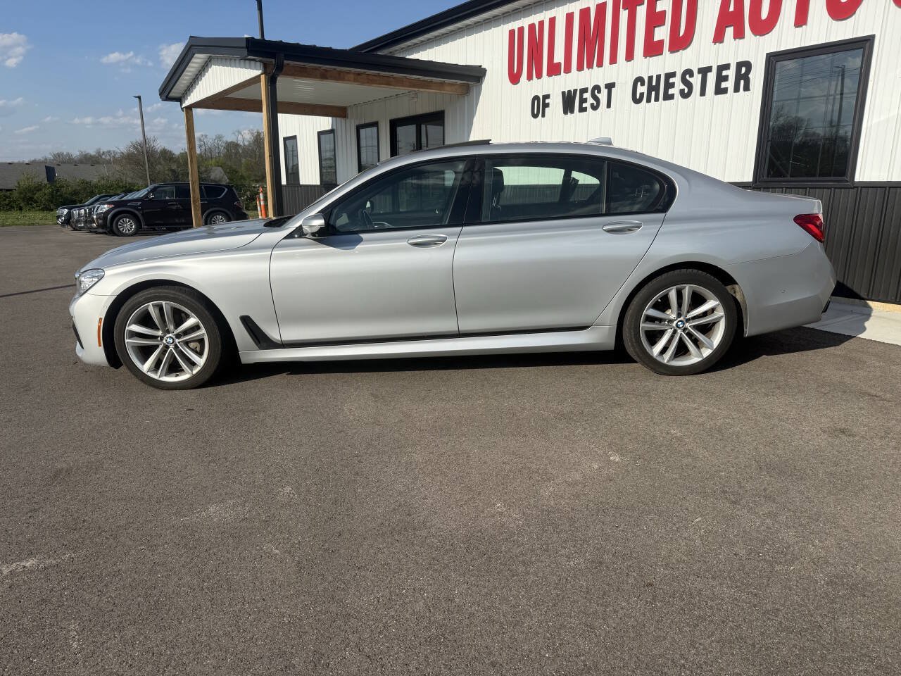 Used 2017 BMW 750i xDrive AWD/4WD image 12