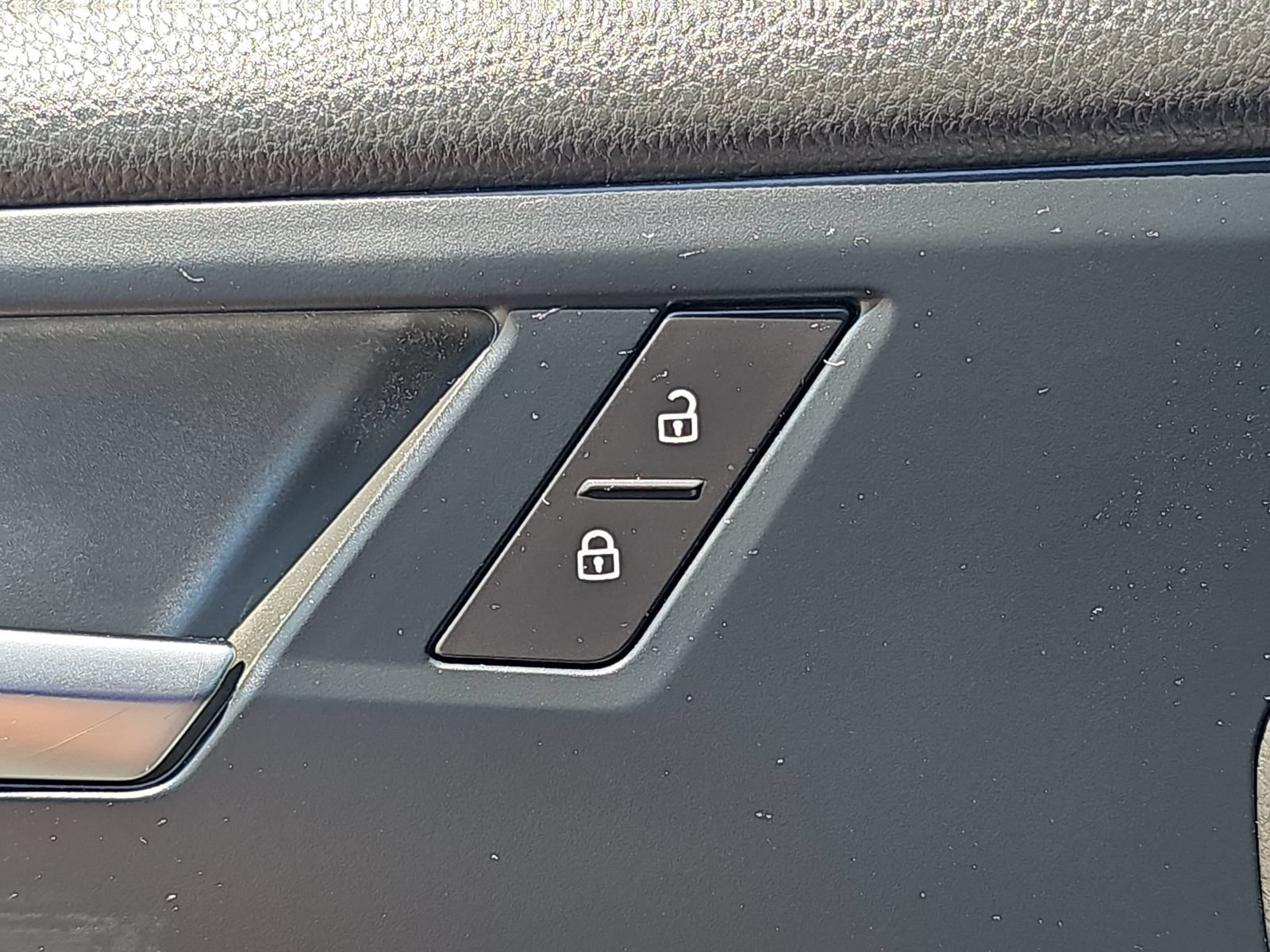 Used 2019 Volkswagen Jetta S w/ Driver Assistance Package FWD image 30